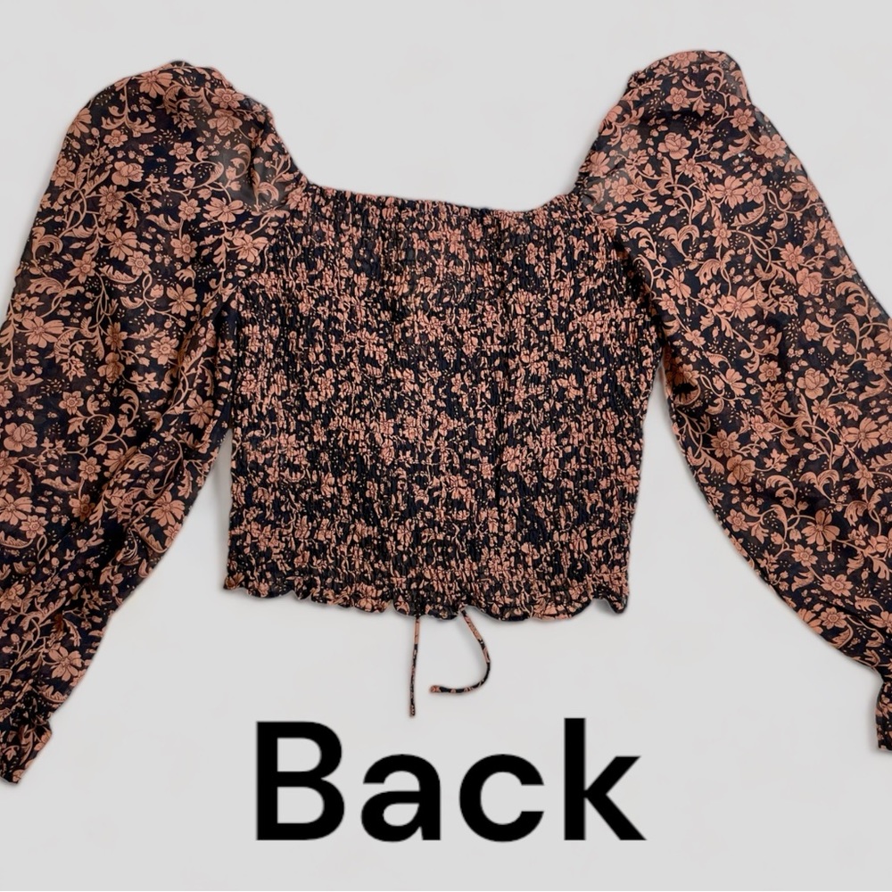 FLOWY CROP BLOUSE